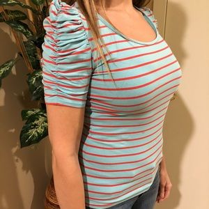 Women top by forever 21